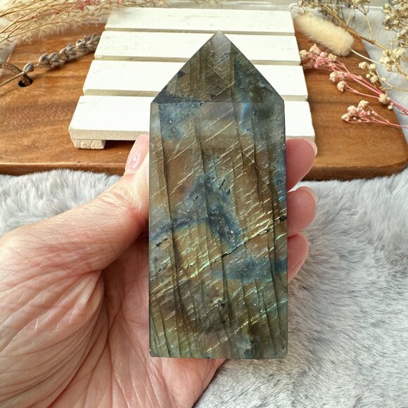 Beautiful Labradorite Tower Obelisk - Picture 6 of 7